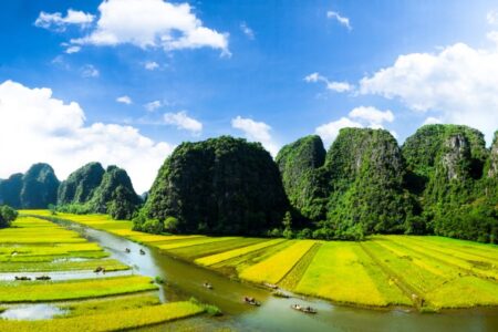 Gerelateerde tour Geheimen van Ninh Binh, Halong Bay in de rijstvelden