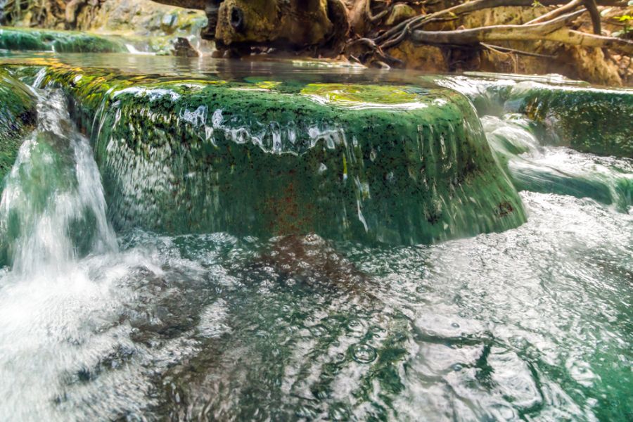 thailand krabi namtok ron hot spring waterval waterfall