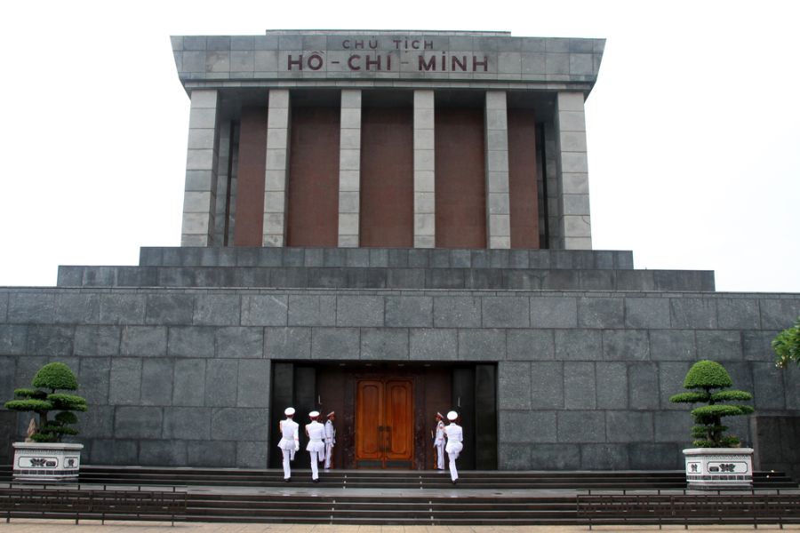 vietnam hanoi mausoleum ho chi minh
