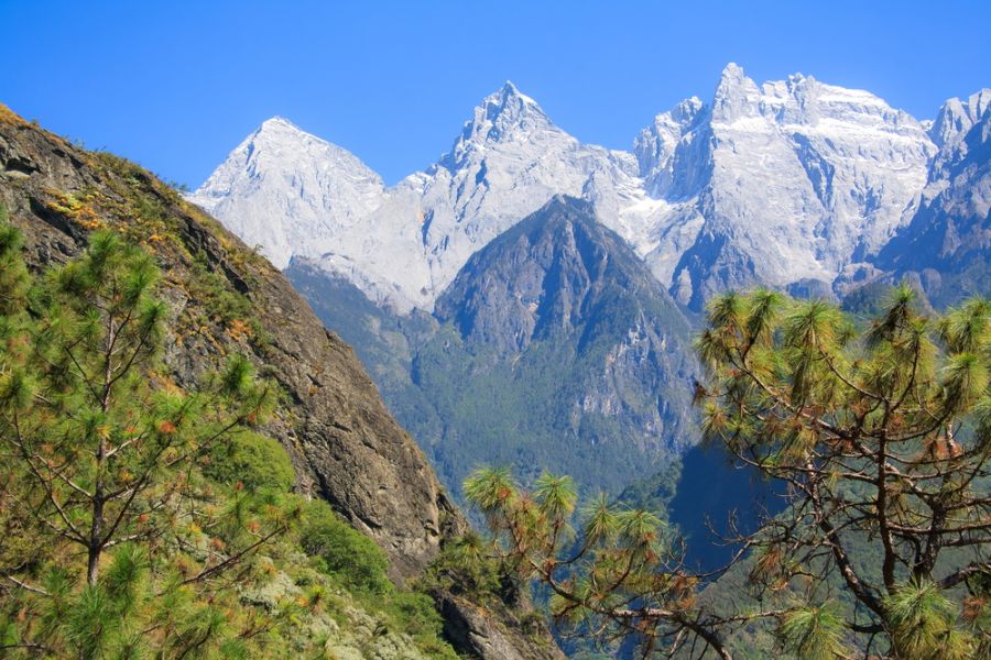 china shangrila tiger leaping gorge