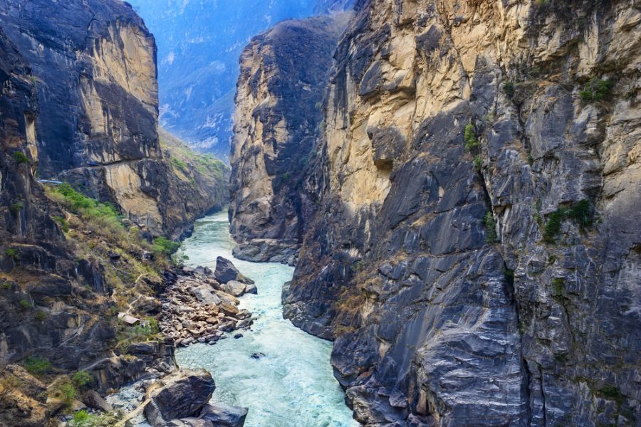 china shangrila tiger leaping gorge