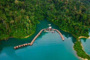 Hotel 'The Laguna Chiew Larn Floating Resort'