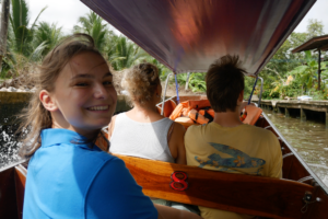 Blog artikel1 'Het leven van een Nederlandse stagiaire in Thailand'