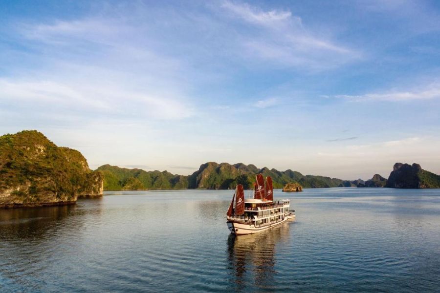 vietnam halong bay v’spirit cruises 528