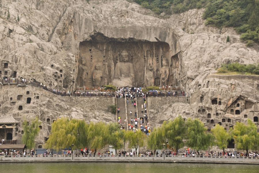 china luoyang longmen grotten