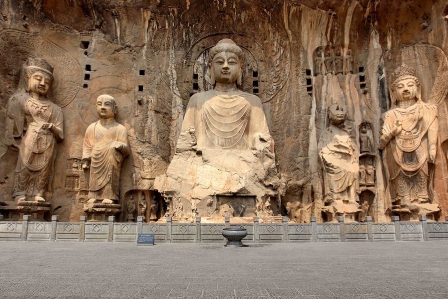 china luoyang longmen grotten